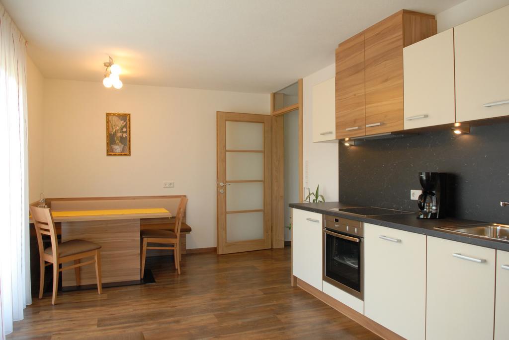 Appartament Eichnerhof Chienes Rum bild