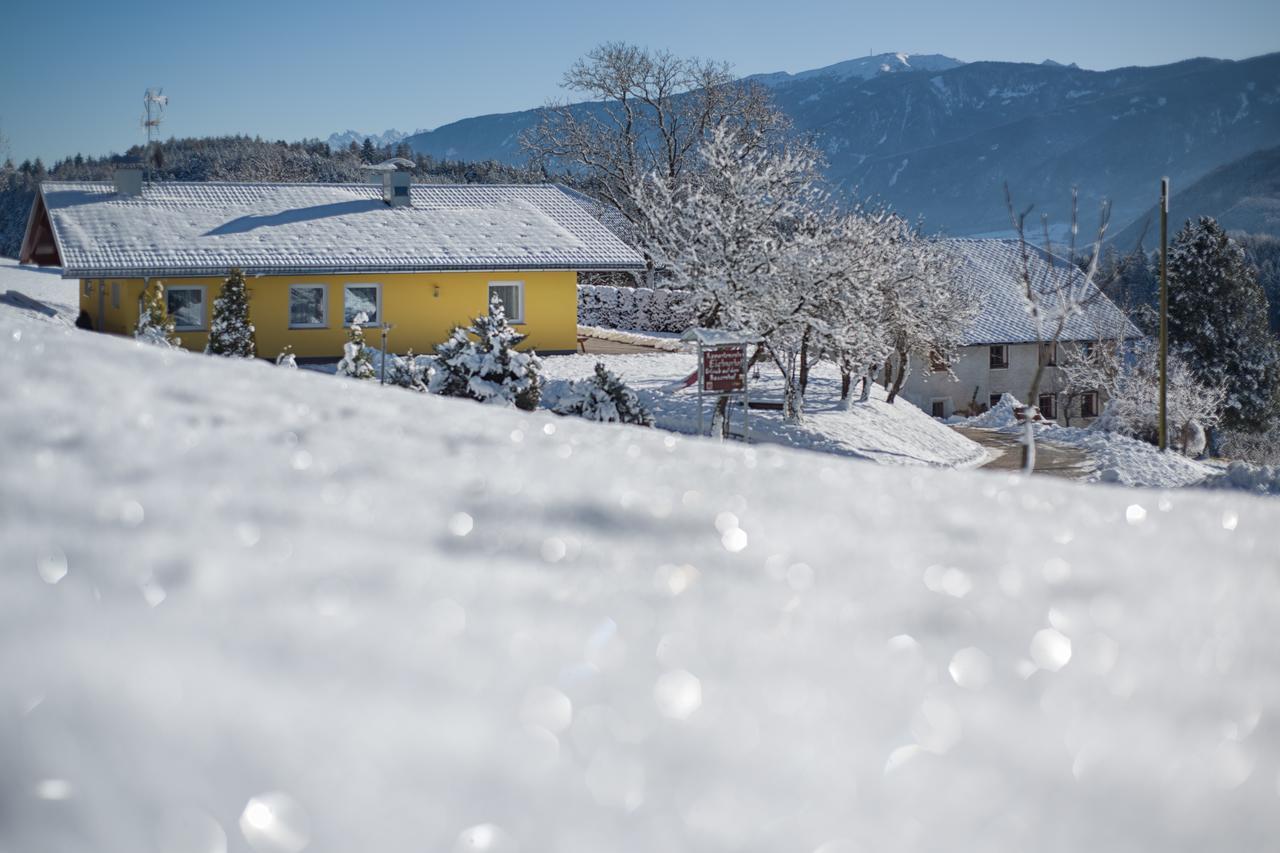 Appartament Eichnerhof Chienes Exteriör bild